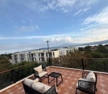 Chantepec House | Casa Catrina Panoramic Views of Lake Chapala