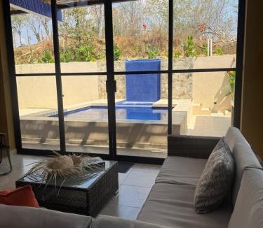 Santa Maria Tonameca House | Casa Colibrí