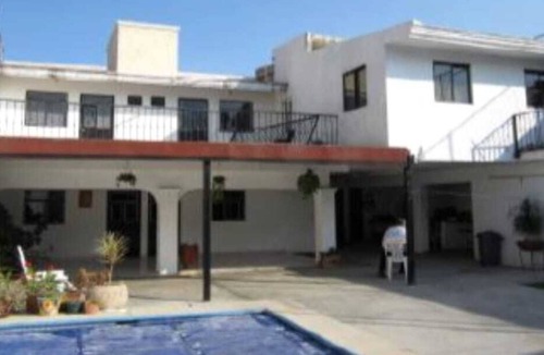 Zapopan House | Casa con Alberca a 5 min Estadio Chivas