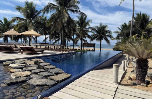 Ixtapa - Zihuatanejo Villa | Casa de Olas | Stunning Oceanfront Villa in Las Palmas