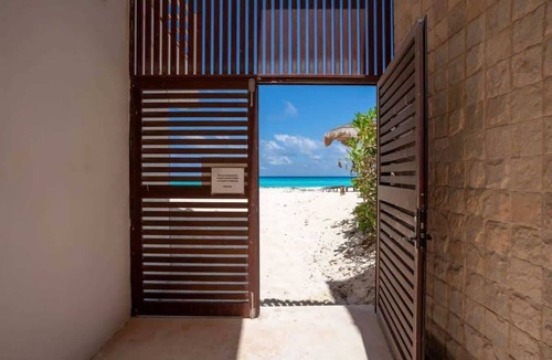 Punta Cancun House | Casa de Playa | 3BR | Beachfront Residence w/Pool