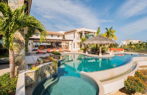Buzzards Villa | Casa de Sueños by The Agency Baja
