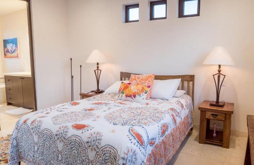 Nopolo House | Casa del Gallo-Home in Loreto bay- Baja reimagined! steps from Community Pool