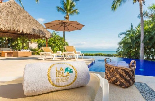 La Cruz de Huanacaxtle House | Casa del Mar, Beachfront Pool, Gym & Ocean Views