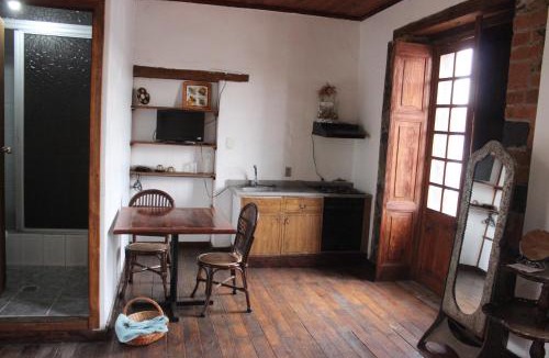 Jocotitlan Hotel | Casa del siglo XVII