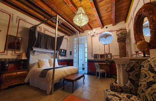 San Sebastian del Oeste Hotel | Casa Dos Gallos