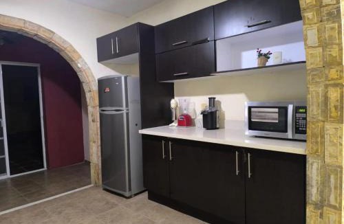 Montecarlo House | Casa en Merida para 10 l excelente ubicación