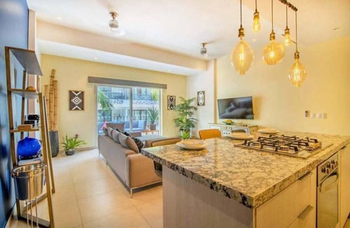 Alta Vista Condo | Casa Feliz - Best location Amazing Pool/Rooftop