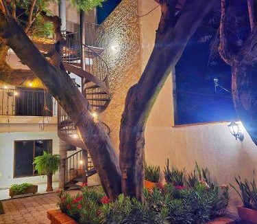 Santo Domingo Hotel | Casa Flores