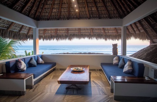 Libertad House | Casa Gaby - A luxurious, beachfront villa