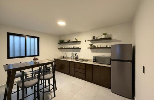 San Juan de los Lagos House | Casa Galería - Centrica, espaciosa y en planta baja