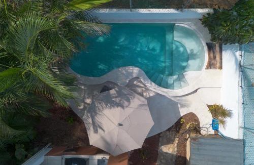 Santa Maria House | Casa Guadalupe - big beach oasis!