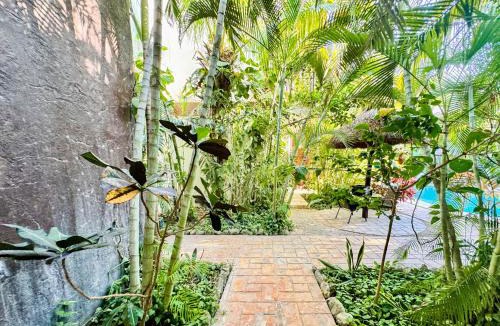 La Veleta Apartment | Casa Guadalupe