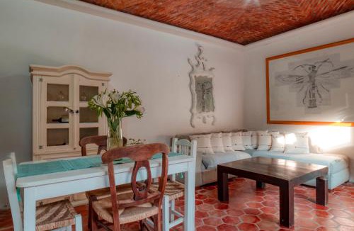 North End House | Casa Hacienda