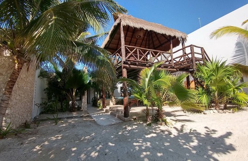 Chelem Villa | Casa Huul Kiin, with beautiful Mayan pool and palapa!