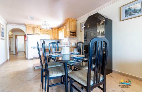 Villas de Las Palmas House | Casa Jerry - San Felipe Accommodation for large groups. 10 bedrooms