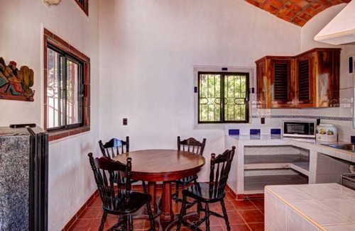 Los Ayala House | Casa las Mariposas Bungalow 3