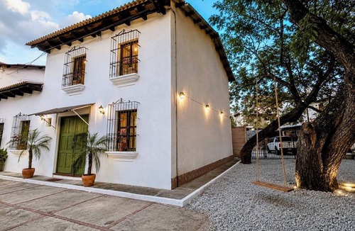 Ciudad Vieja House | Casa Laurel in Downtown Antigua Guatemala