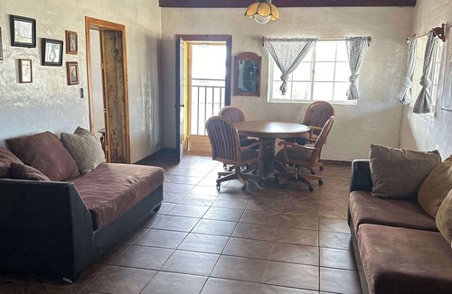 San Rafael Cabin | Casa Lizany Spacious 4 Bedroom Family Cabin