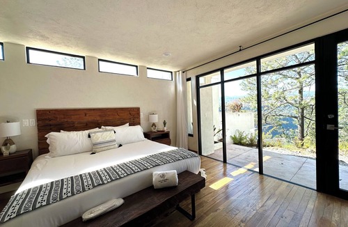 Zacatlan Apartment | Casa Madera 1A Estancia a la orilla del acantilado.Ideal para parejas!