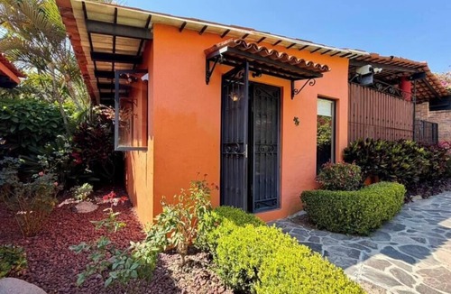 Ajijic House | CASA MANDERINA nnBeautiful private garden area with large heated pool.
