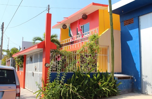 Barra de Navidad Apartment | Casa Mar Y Sol Is Comfortable Secure With Pool. Close To Beach And Restaurant