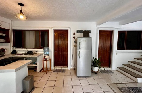 North End House | Casa Mara Beachfront/Heated pool in charming Sayulita