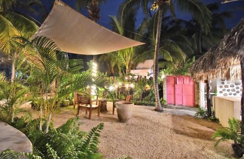 El Cuyo Hotel | Casa Maria Bonita & Restaurant El Cuyo by Spot Rentals