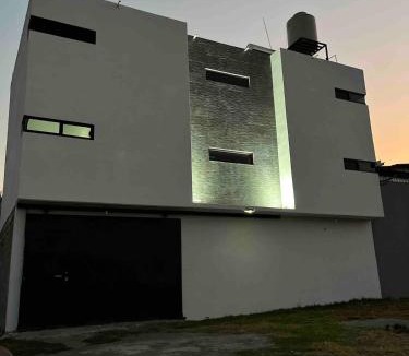 Teotihuacan Apartment | Casa Moderna Completa c Alberca Climatizada 5 min Pirámides