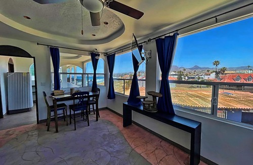 Playas de Rosarito Villa | *Casa Palmera* Pool, Jacuzzi, Beach, BBQ