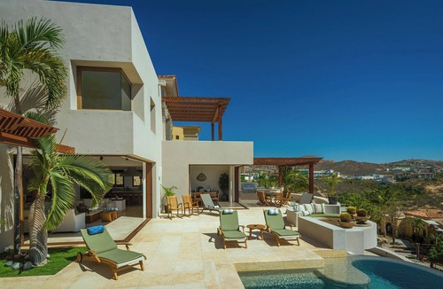 San Jose del Cabo Villa | Casa Rayrae: 4BR Ocean-View Villa with Infinity Pool & Casita, Cabo Colorado