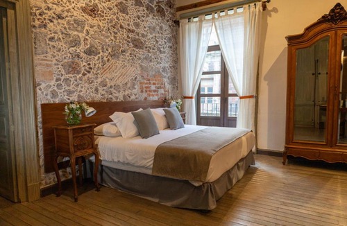 Historic Center Apartment | CASA SAUTO 12 Loft with balcony and Rooftop Centro