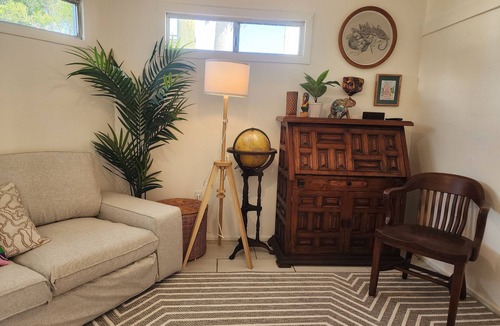 Ensenada Cottage | CASA TIKI - Tropical Beachfront Chilluxe