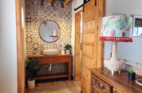 Ensenada Cottage | CASA TIKI - Tropical Beachfront Chilluxe
