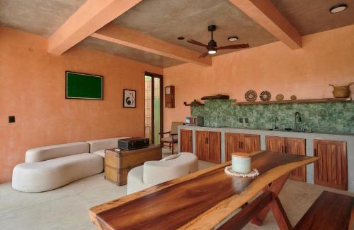 Barra de Colotepec Hotel | Casa Tintorera