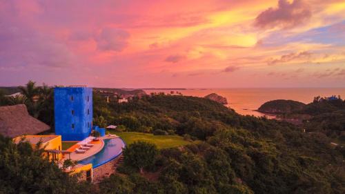 Costa Careyes Villa | Casa Torre Del Cielo - Ocean Views - Pool - Privacy