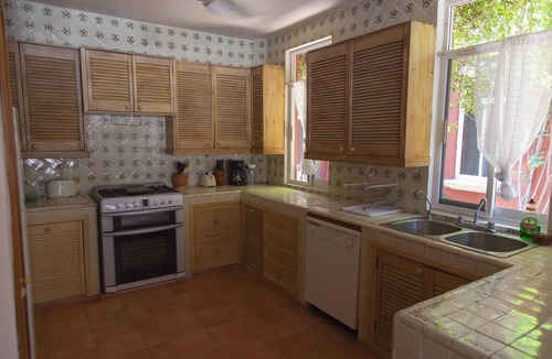 Puerto Escondido House | Casa Tres 2BR Starlink Walk to Beaches Ocean View