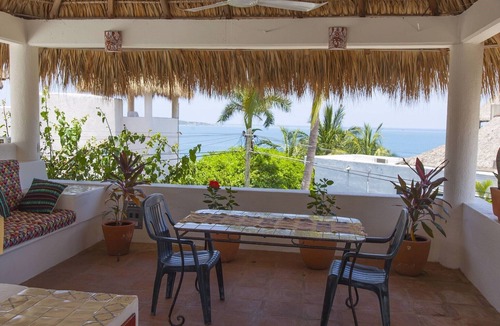 Puerto Escondido House | Casa Tres 2BR Starlink Walk to Beaches Ocean View