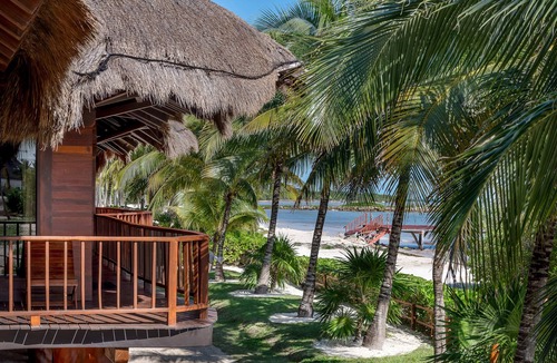 Villa Juarez Villa | Casa Vela - Beachfront luxury lodge with private chef & staff