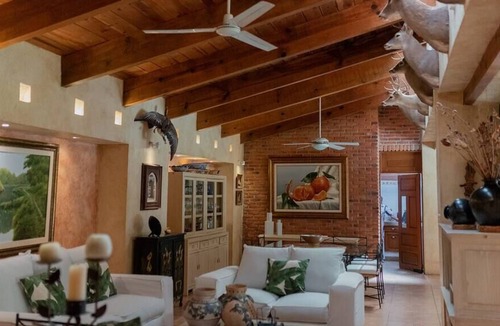 Jiutepec House | Casa Venado, magnánima residencia en Jiutepec, Mor