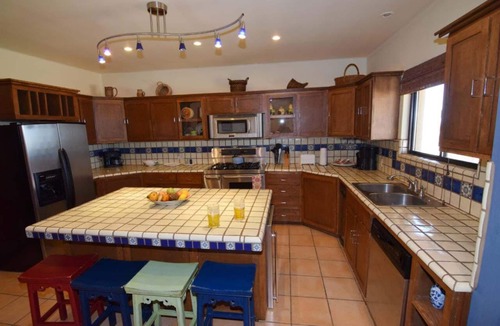 El Dorado Ranch House | Casa Welch: Spacious 3BR home in Resprt