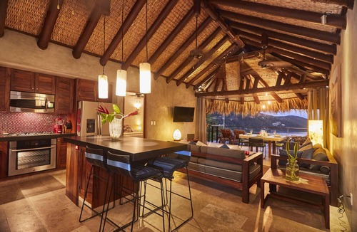Zihuatanejo Condo | Casa Ziesta at Ensueño 10- Stunning views above Playa La Ropa