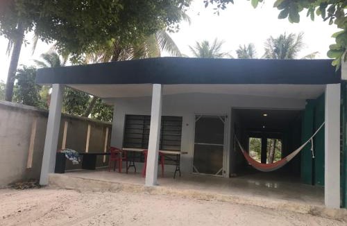Chelem House | Casita Azul del mar, sencilla con fresca brisa