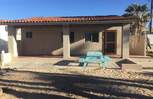 Las Conchas House | Casita Chapman, Las Conchas, 2 BR, 2 Bath, Sleeps 8, Wifi, Satellite TV, $125/Nt