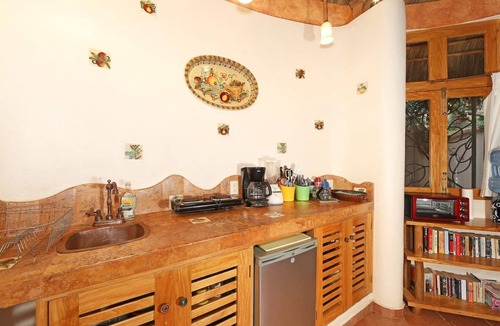 North End House | "Casita La Palmita" (Little Palm) 1 Bed/1 Bath