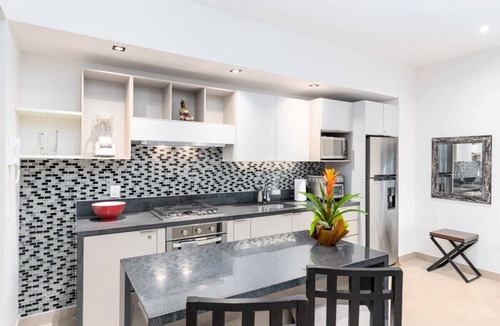 Emiliano Zapata Condo | Casita Mariposa! Pavilion Residences Studio 1 Bath