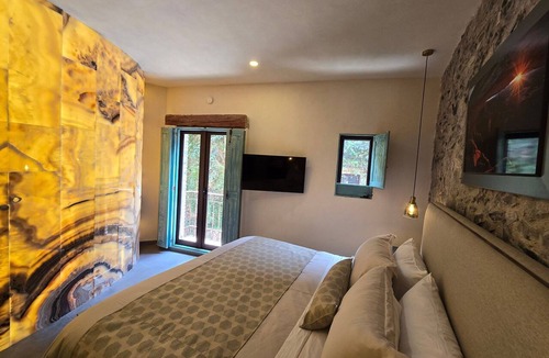 Santeagueda Hotel | Castello di Carlo - Suite Carlo IV