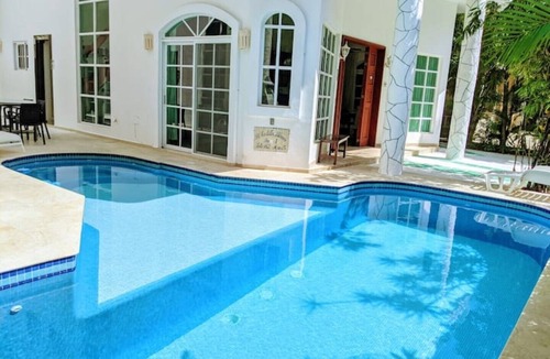 Playacar Fase I Apartment | Castillo Primero Playacar for 16 guests