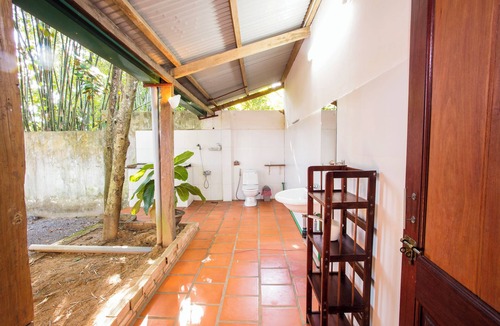Quan Tom House | Cat Tien Farm Stay