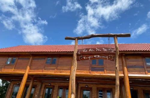 Quan Tom House | Cat Tien Garden Lodge